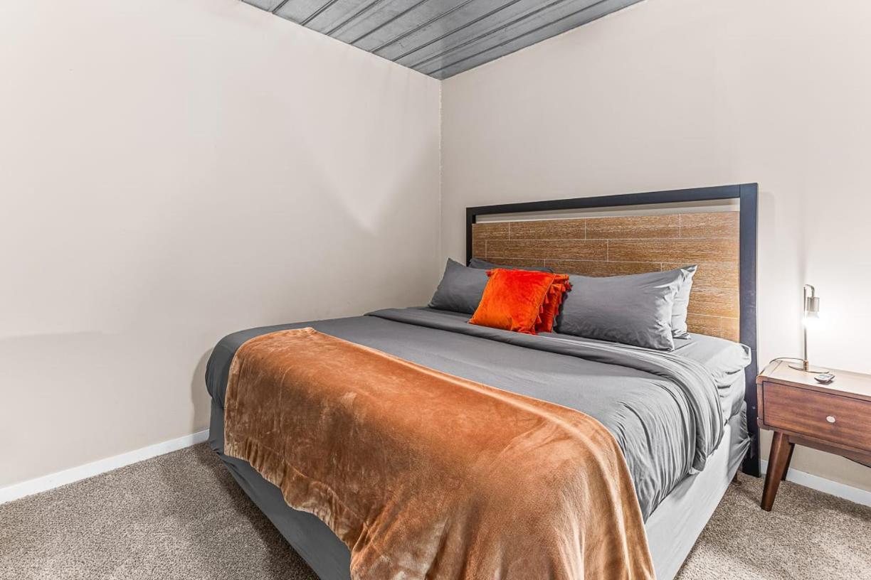Spacious 2 King Bed Downtown Central To It All Ann Arbor Eksteriør billede